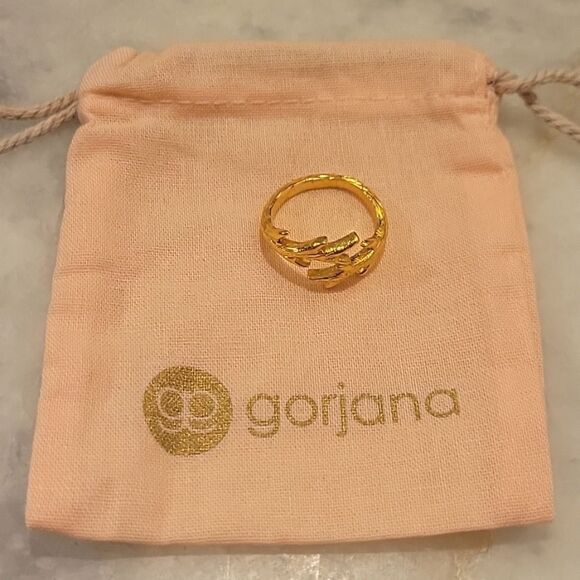 NWT Gorjana Leaf Ring Flower 18k Gold Dainty Feminine Thin Stack Layering 6 7 8 - Picture 6 of 6